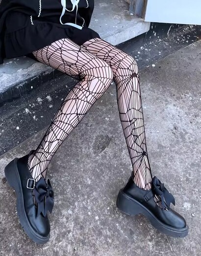 Women's fishnet tights -cobweb pattern